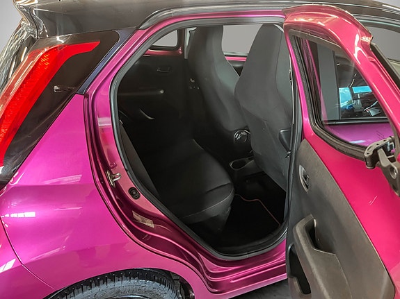 Toyota Aygo 21 of 28