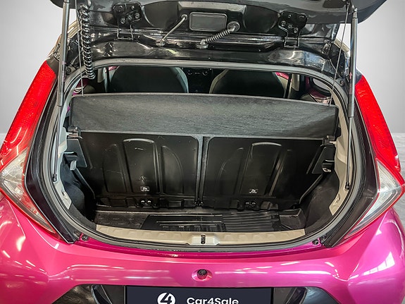 Toyota Aygo 23 of 28