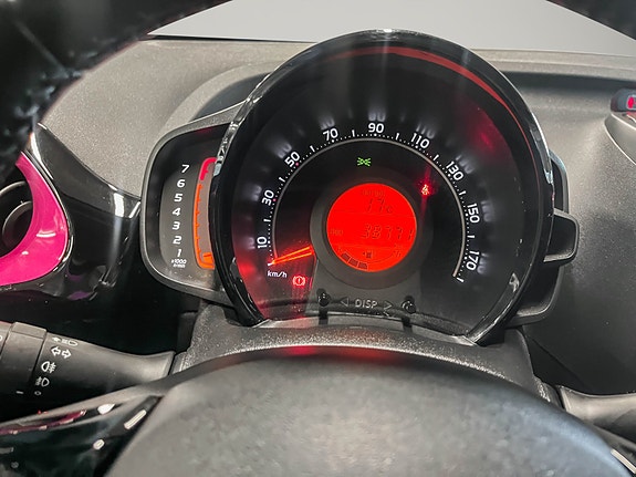 Toyota Aygo 14 of 28