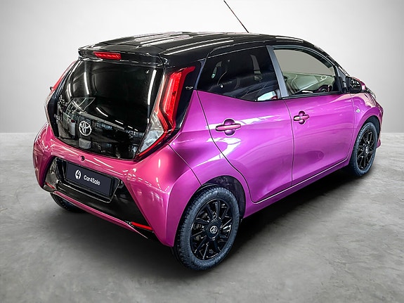 Toyota Aygo 5 of 28