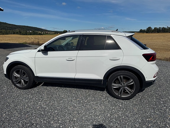 Volkswagen T-Roc 5 of 27
