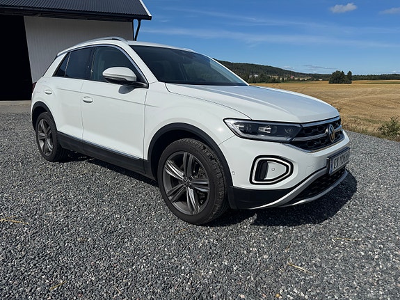 Volkswagen T-Roc 14 of 27