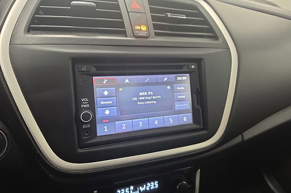 Suzuki SX4 S-Cross 10 of 16