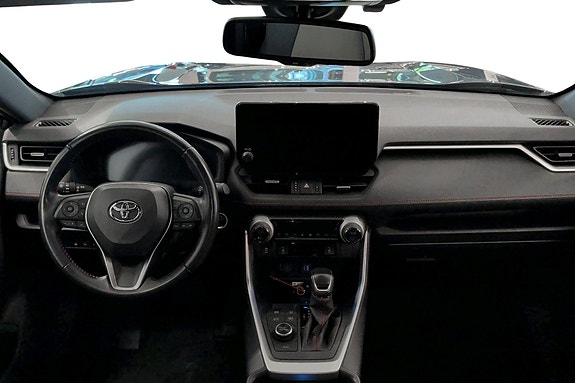 Toyota RAV4 Plug-in Hybrid 10 of 22