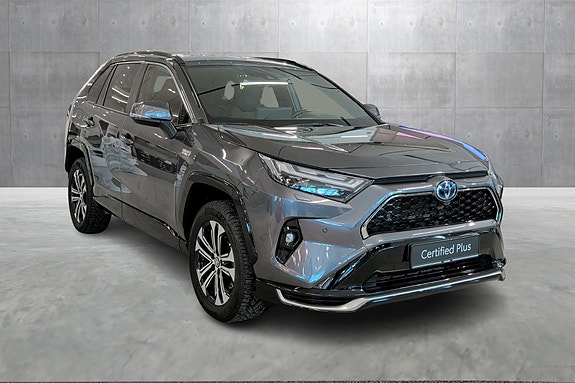 Toyota RAV4 Plug-in Hybrid 7 of 22