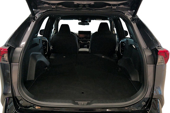 Toyota RAV4 Plug-in Hybrid 20 of 22