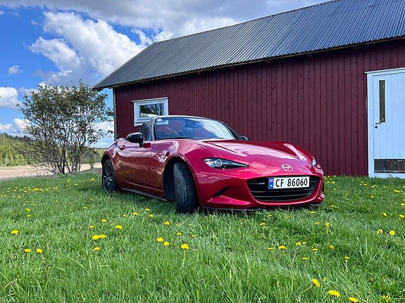 Mazda MX-5 3 of 7