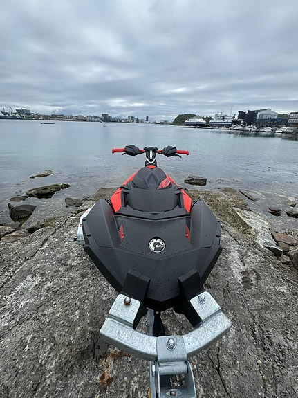 Sea-Doo Spark Trixx 3UP 90HK | Kun 33 timer!!| BK-henger | Mye utstyr!! 11 of 22
