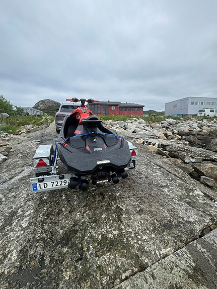 Sea-Doo Spark Trixx 3UP 90HK | Kun 33 timer!!| BK-henger | Mye utstyr!! 4 of 22