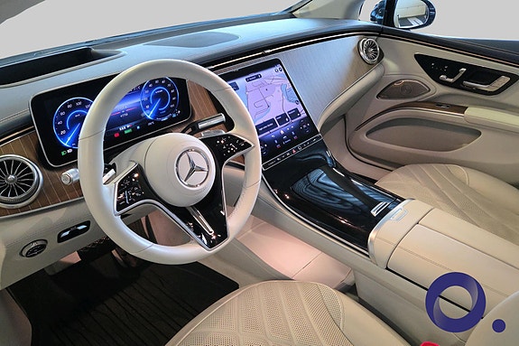 Mercedes-Benz EQS450 12 of 30