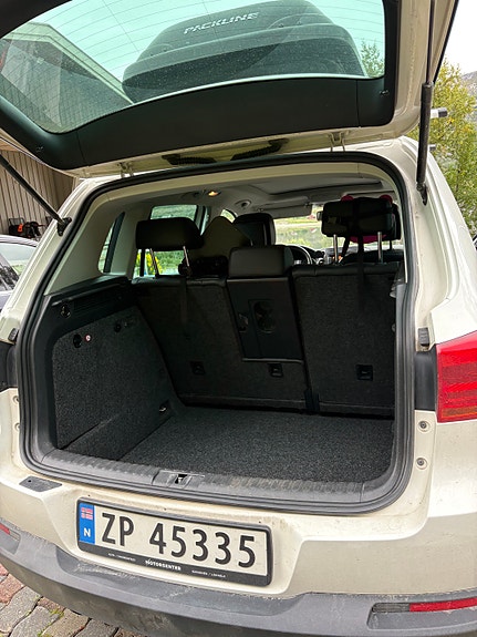 Volkswagen Tiguan 9 of 11