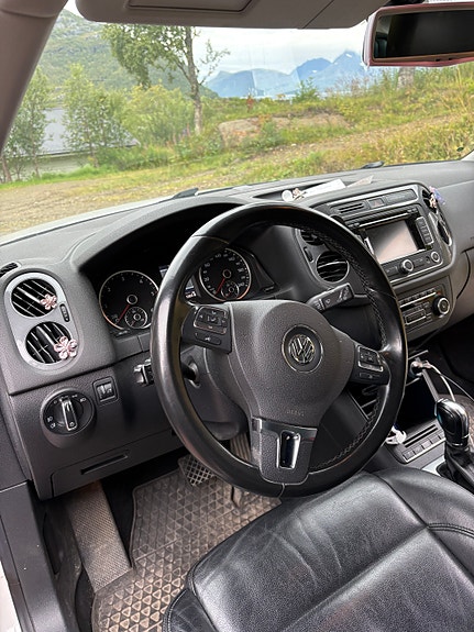 Volkswagen Tiguan 5 of 11