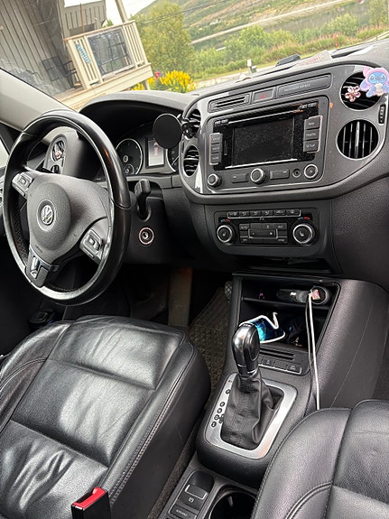 Volkswagen Tiguan 4 of 11