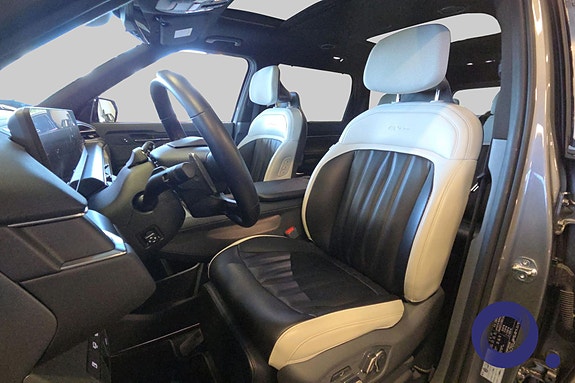 Kia EV9 14 of 30