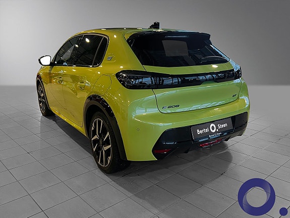 Peugeot e-208 5 of 20