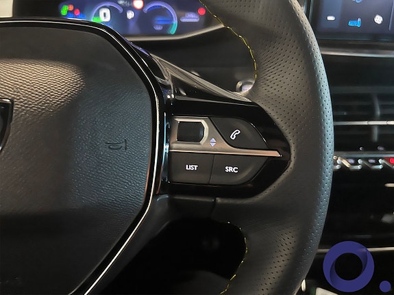 Peugeot e-208 15 of 20