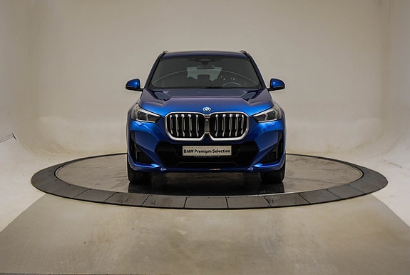 BMW iX1 19 of 20