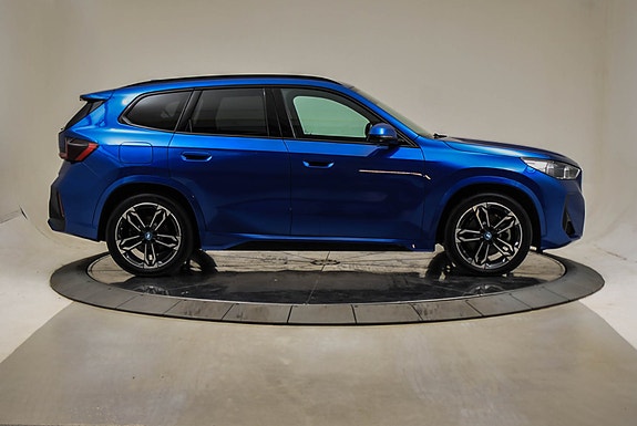 BMW iX1 14 of 20