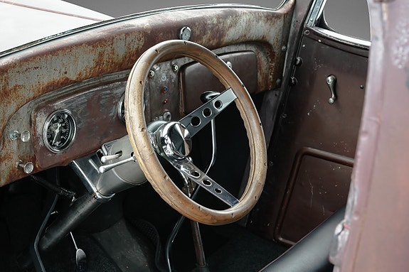 Chevrolet Pick-Up 8 of 25