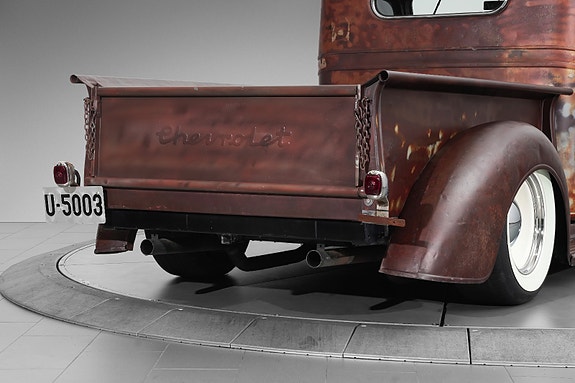 Chevrolet Pick-Up 19 of 25
