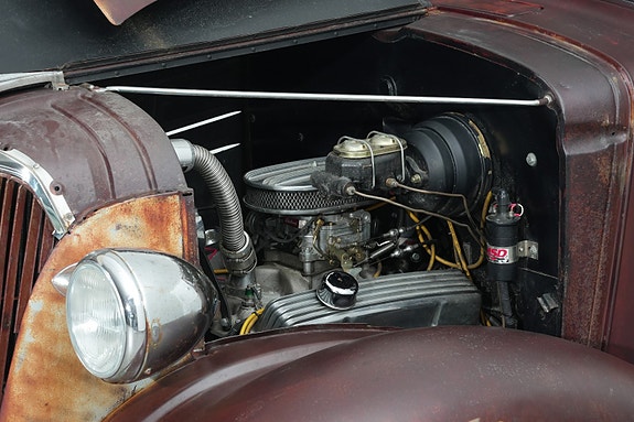 Chevrolet Pick-Up 16 of 25