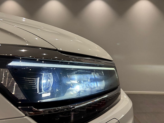 Volkswagen Tiguan 10 of 30