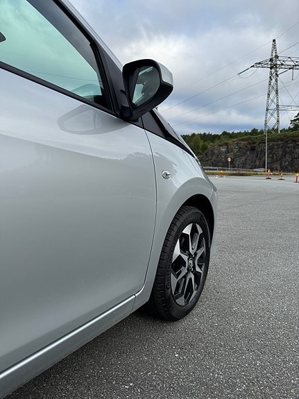 Toyota Aygo 11 of 22