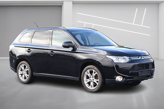 Mitsubishi Outlander 3 of 18
