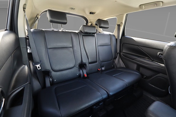 Mitsubishi Outlander 17 of 18