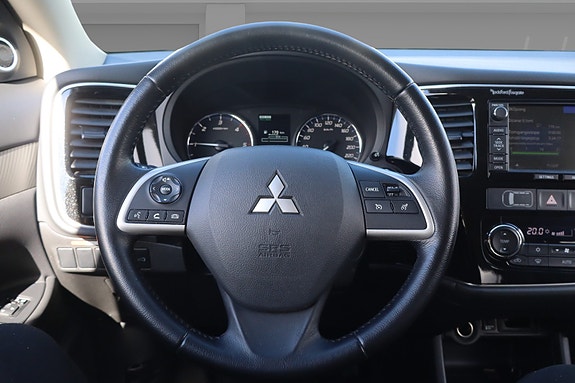 Mitsubishi Outlander 9 of 18