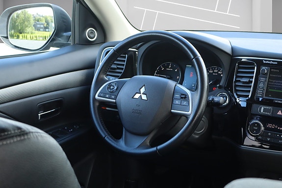 Mitsubishi Outlander 8 of 18