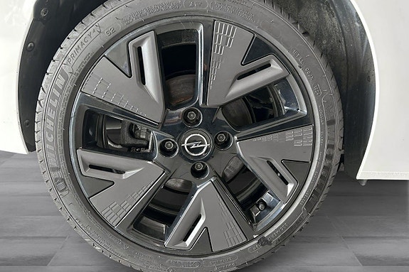 Opel Corsa 24 of 24