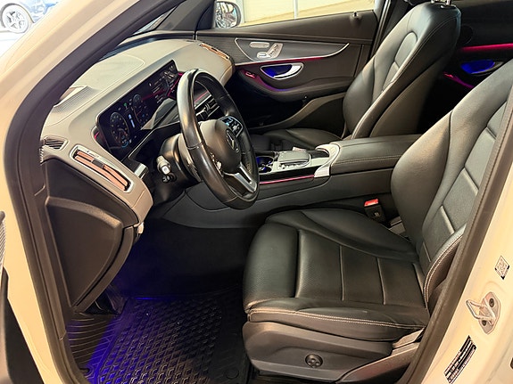Mercedes-Benz EQC400 15 of 25