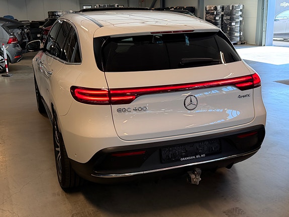Mercedes-Benz EQC400 8 of 25