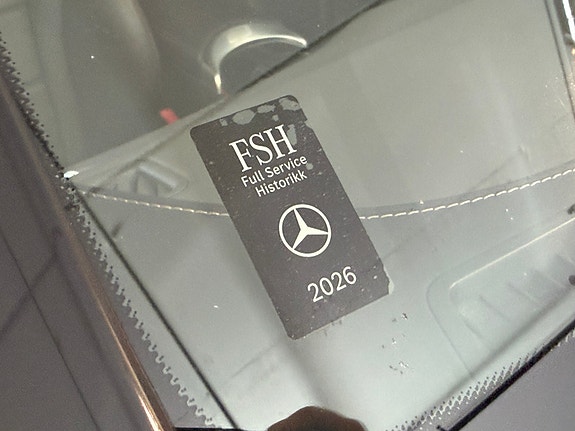Mercedes-Benz EQC400 5 of 25