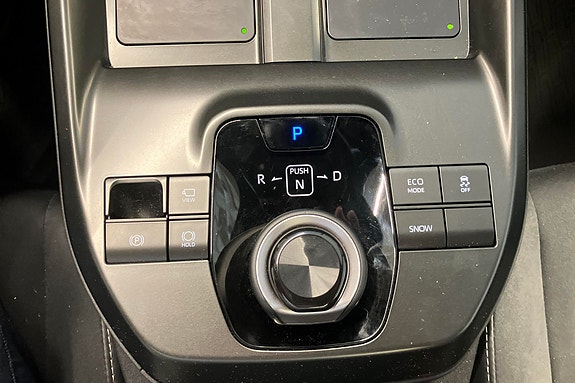 Toyota C-HR+ 23 of 24