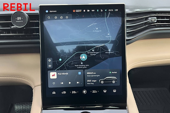NIO ES8 15 of 21
