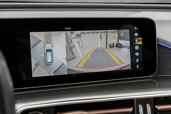 Mercedes-Benz EQC400 20 of 30