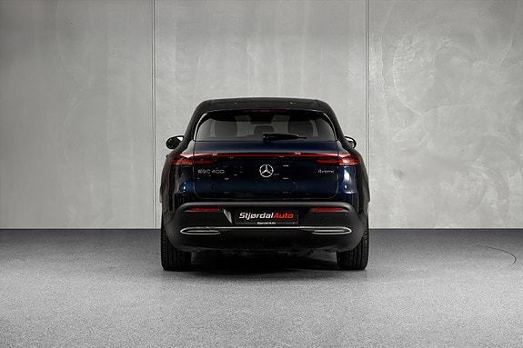 Mercedes-Benz EQC400 7 of 30