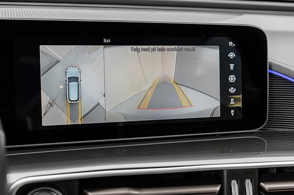 Mercedes-Benz EQC400 19 of 30