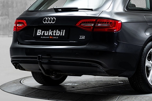 Audi A4 6 of 28