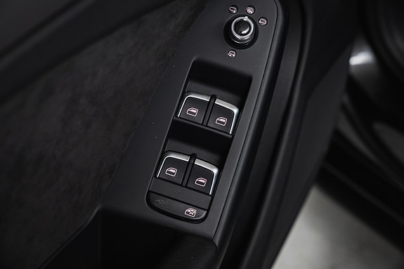 Audi A4 27 of 28
