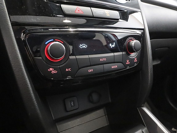 Suzuki Vitara 16 of 30