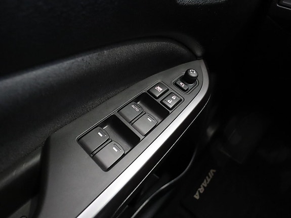 Suzuki Vitara 20 of 30