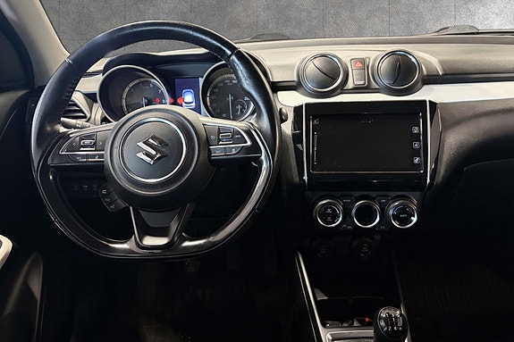 Suzuki Swift 14 of 30