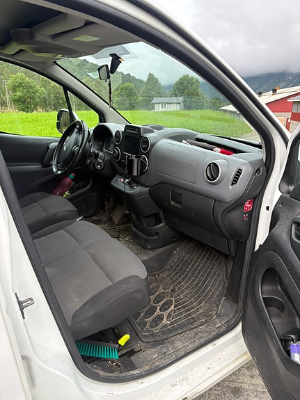 Citroen Berlingo 7 of 8