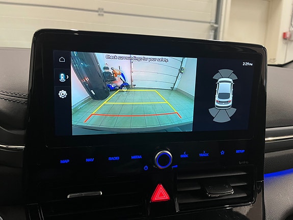 Hyundai IONIQ 12 of 19