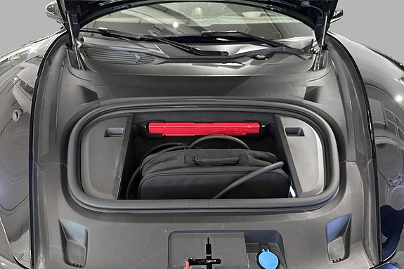 Porsche Taycan Cross Turismo 20 of 30