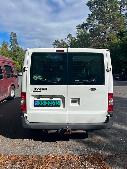 Ford Transit 3 of 11