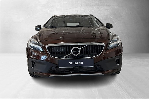 Volvo V40 Cross Country 8 of 22